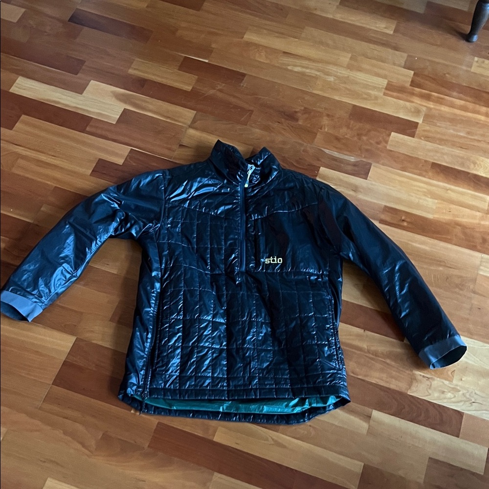 Stio Black Quilted mensPuffer Jacket quarter zip